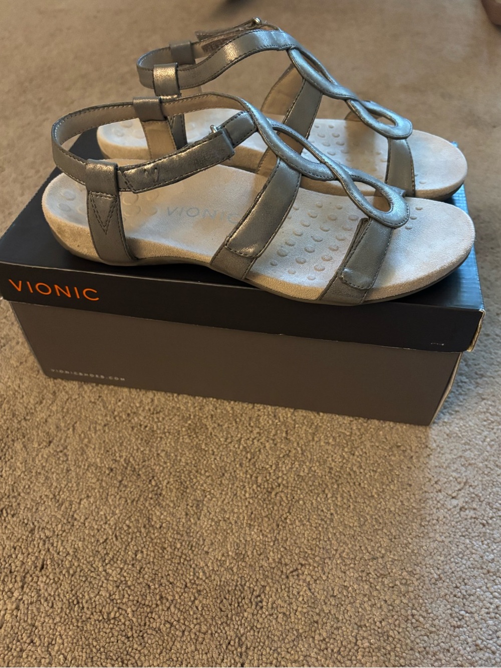 Vionic Women's Metallic Pewter Jodie T‑Bar Sandals in size 8 M